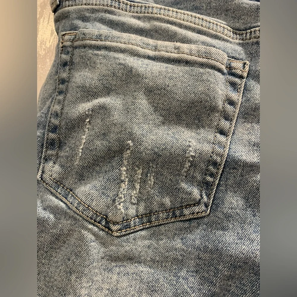 JUST USA distress fray cut off denim shorts women’s size size 10 LARGE - Picture 8 of 15